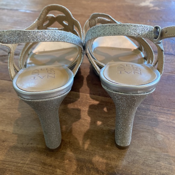 Naturalizer Cameron silver glitter dressy sandals - Picture 6 of 7
